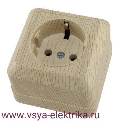 Розетка TDM Ладога с заземлением сосна SQ1801-0050